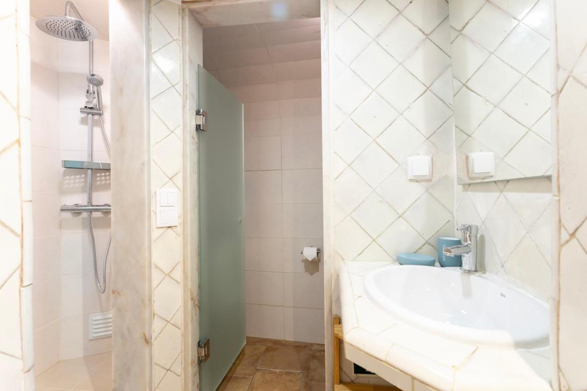 Apartment Cozy Nest In The Trendiest Neighborhood! *